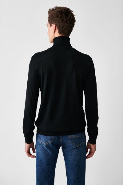 Men's Black Knit Sweater - 9