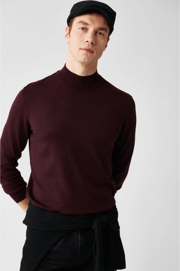 Men's Burgundy Knit Sweater - 6