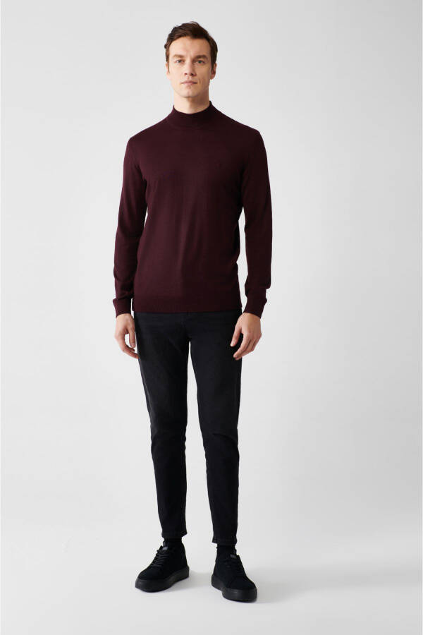 Men's Burgundy Knit Sweater - 10