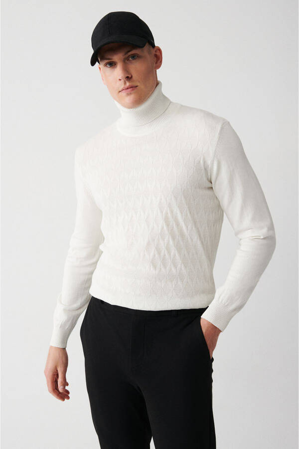 Men's Ecru Knit Sweater - 2