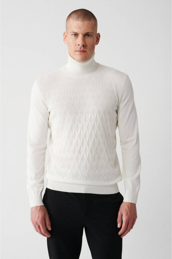 Men's Ecru Knit Sweater - 6