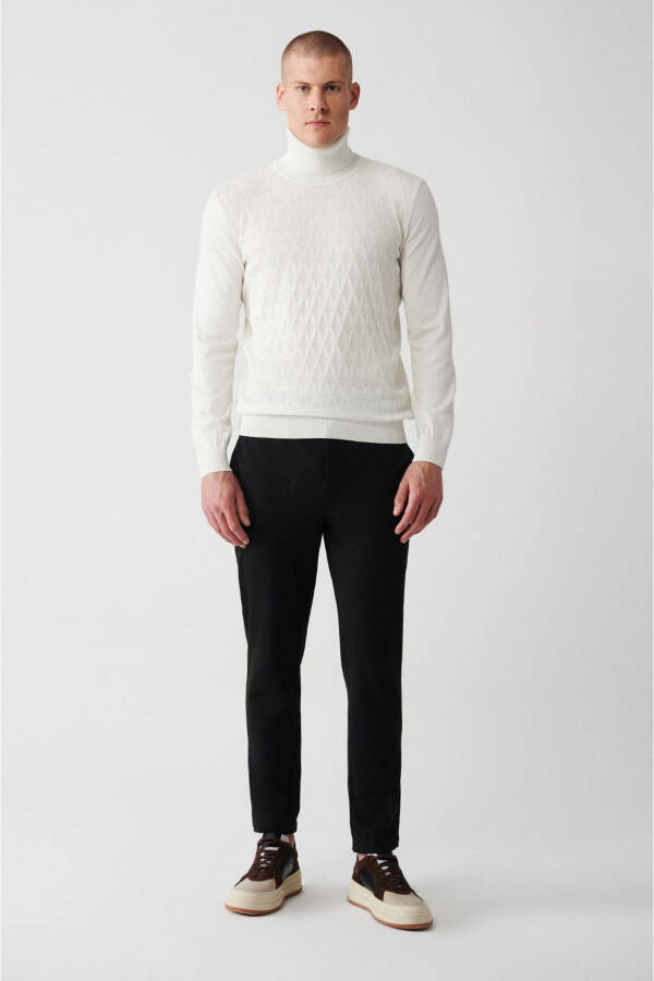 Men's Ecru Knit Sweater - 7