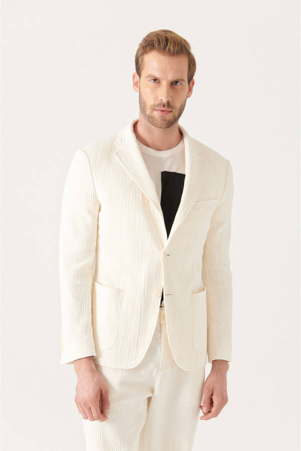 Men's ecru textured and flexible jacket. (A21y4011) - 1