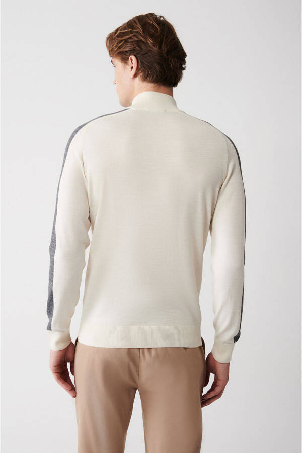 Men's Ecru Wool Knit Sweater - 4