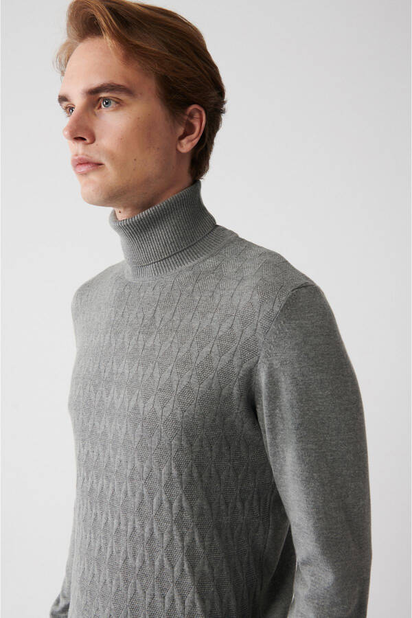 Men's Gray Knit Sweater - 3