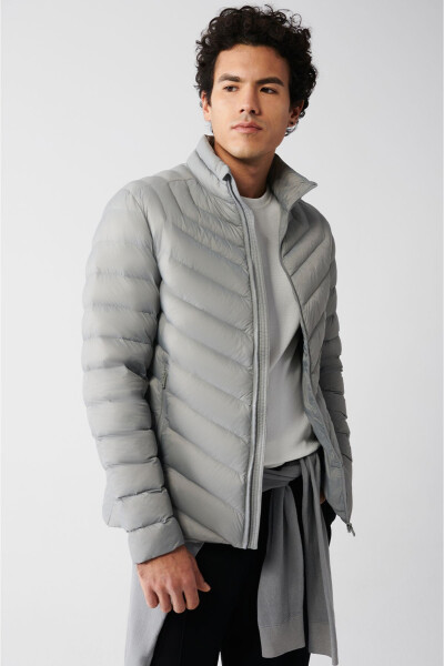 Men's Gray Puffer Jacket - 10