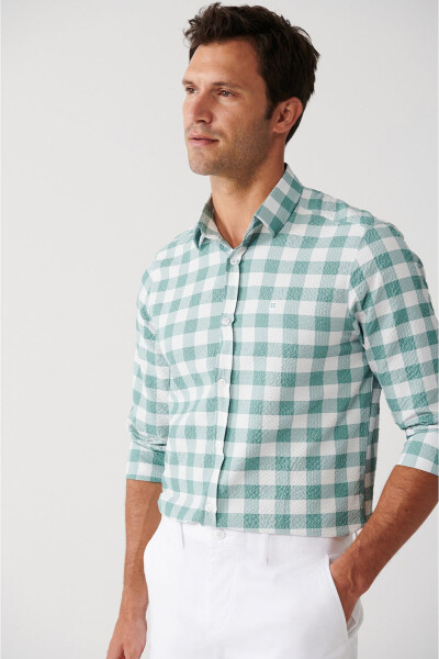 Men's Green Easy-Iron Button-Down Plaid Lycra Cotton Regular Fit Shirt - 6