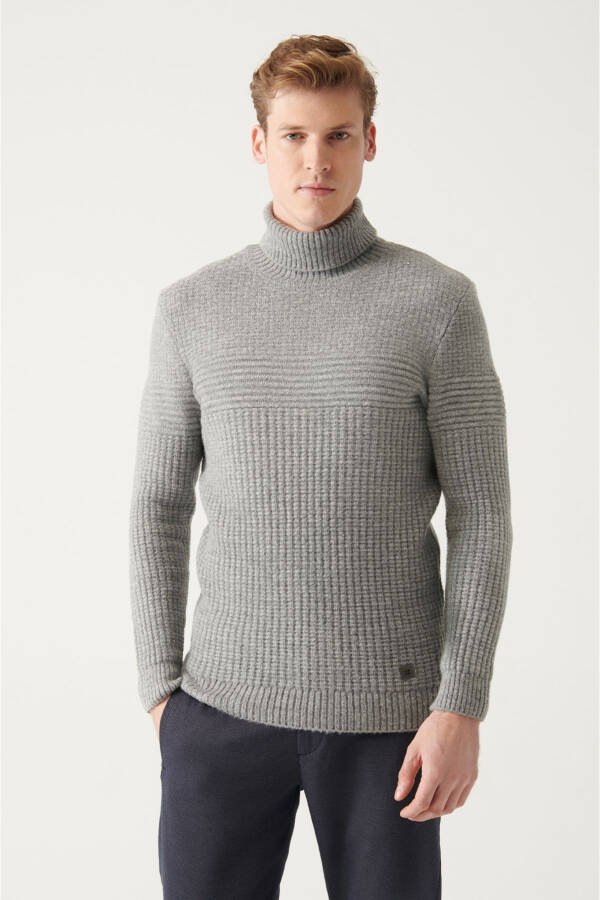 Men's Grey Fisherman Knit Sweater - 3