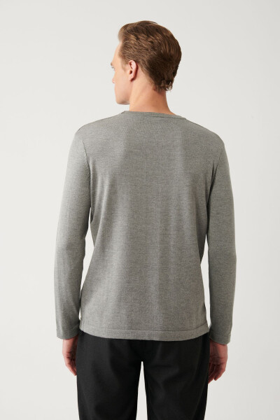 Men's Grey Knit Sweater - 4