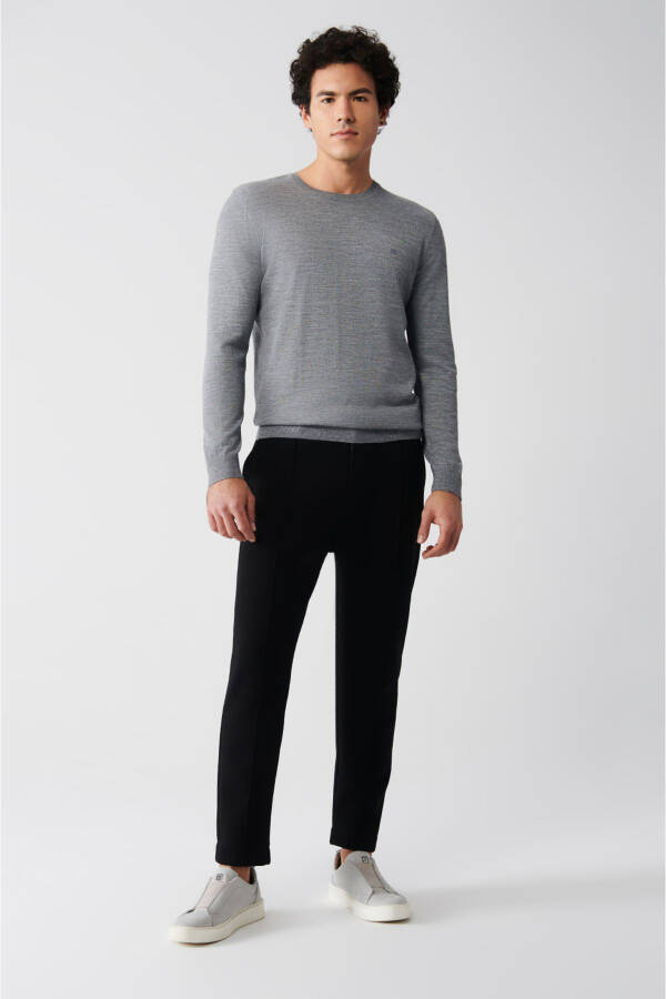 Men's Grey Knit Sweater - 5