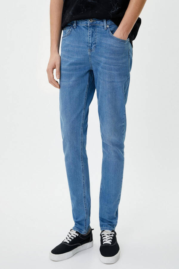 Men's light indigo jeans - 3