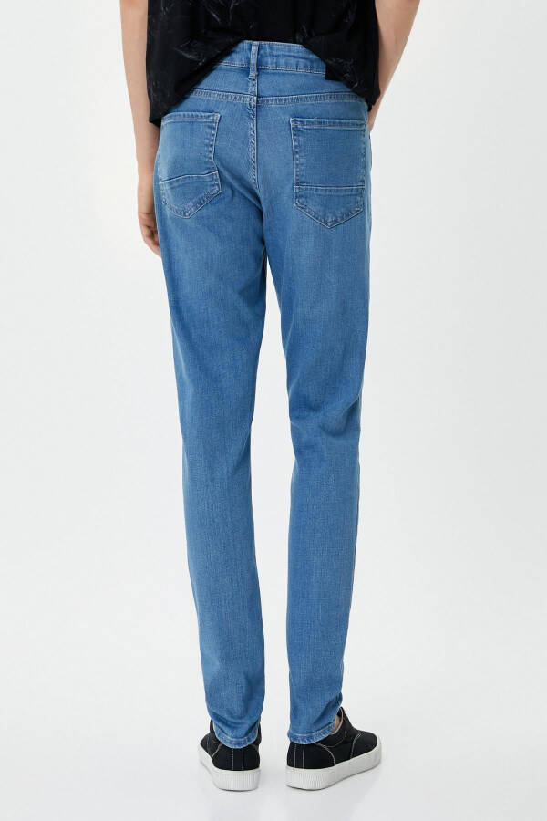 Men's light indigo jeans - 4