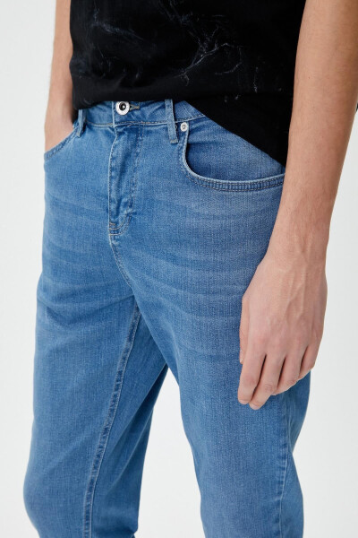 Men's light indigo jeans - 5