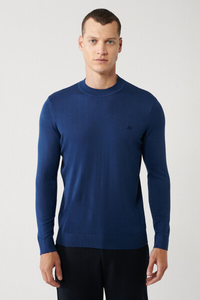 Men's Navy Blue Knit Sweater - 1