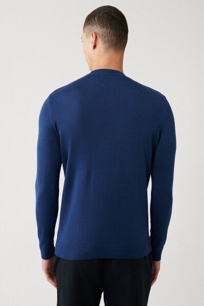 Men's Navy Blue Knit Sweater - 4