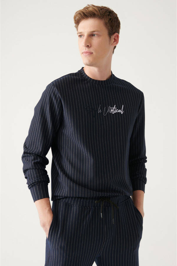 Men's Navy Crew Neck Sweatshirt - 7