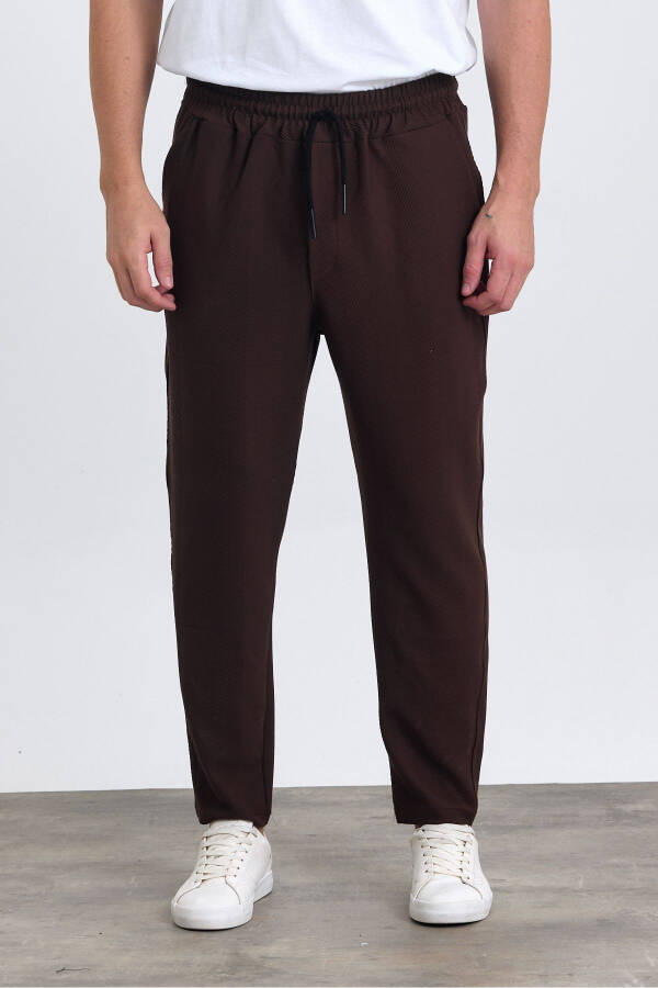 Men's Patterned Cotton Jogger Pants with Back Pockets, Elastic Waistband and Drawstring BROWN - 3