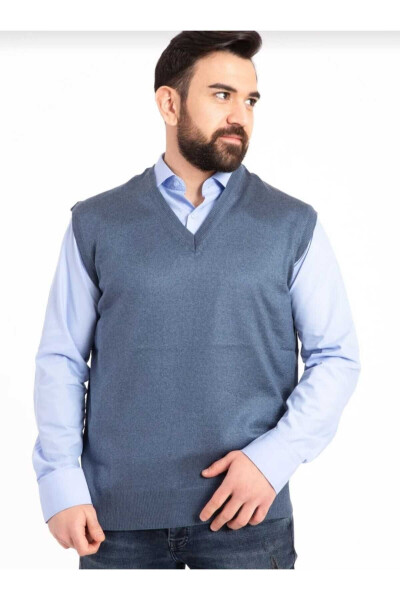 Men's Plaid V-Neck Fine Knit Sweater - 3