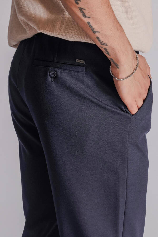 Men's Side Pocket Elastic Waist Relaxed Fit Chino Pants Navy - 8