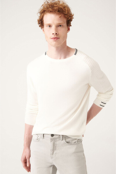 Men's White Crew Neck Knit Sweater - 5