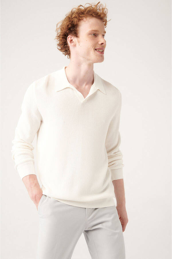 Men's White Polo Collar Knit - 9