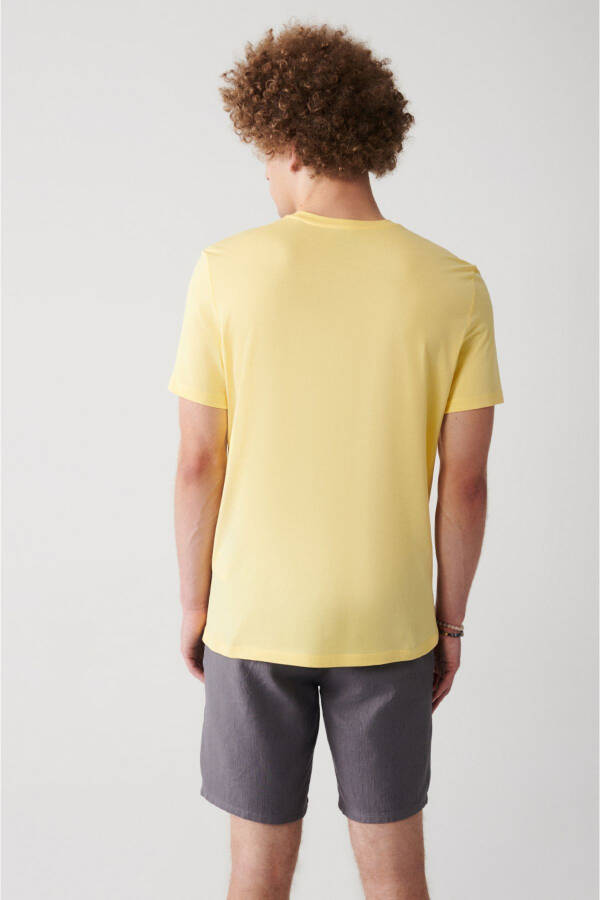 Men's Yellow 100% Cotton Crew Neck Pocket Printed Regular Fit T-shirt - 7