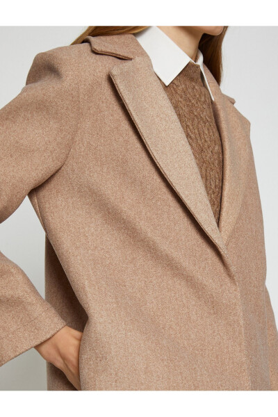 Midi length, wool coat. - 5