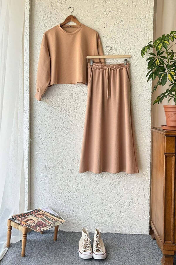 Mink 2 Yarn Sweat Skirt & Ahsen Crop Set - 1