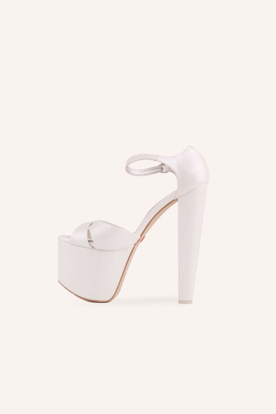 Mother-of-Pearl Sky Platform Heeled Bridal Shoes - 11