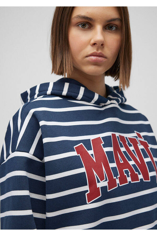 Navy Striped Sweatshirt with Logo Print 1s10118-81518 - 23