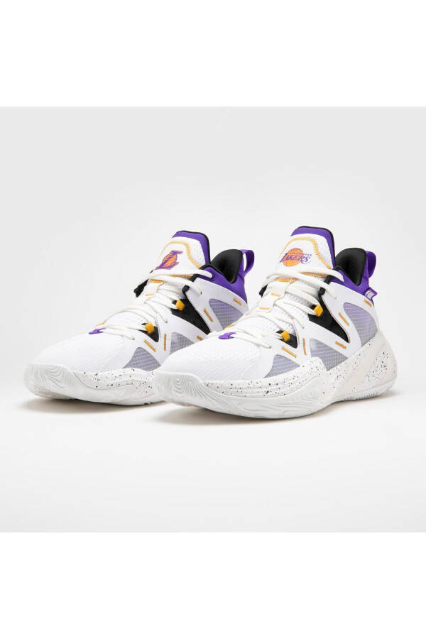 NBA Los Angeles Lakers Adult Basketball Shoe - White - 900 Mid-3 - 12