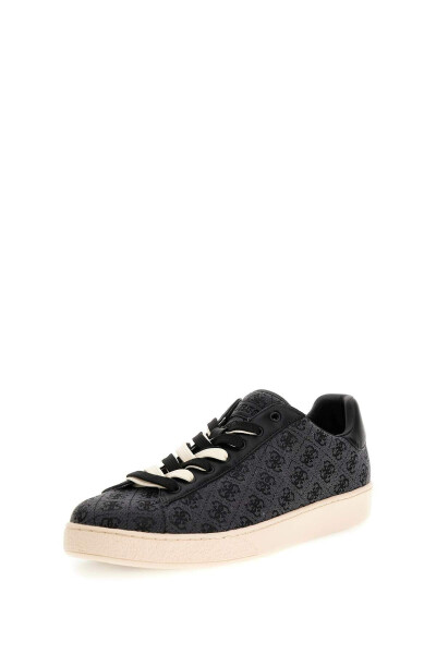 Nola Men's Sneaker - 11