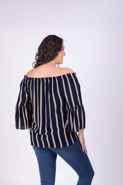 Off-the-shoulder Blouse - 2