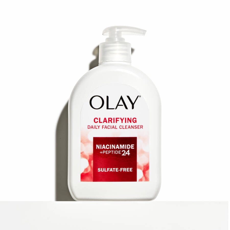 Olay Clarifying Face Wash, Facial Cleanser with Niacinamide, Fights Dryness in All Skin Types, 16 fl oz - 2