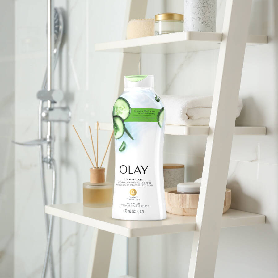 Olay Fresh Outlast Body Wash Salatalık ve Aloe Özleriyle, 22 fl oz - 3