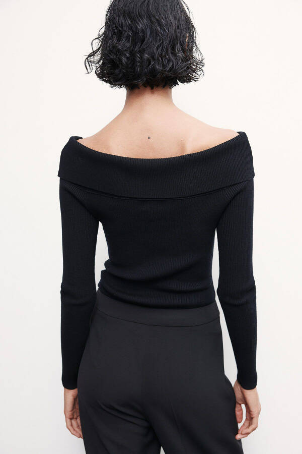 Open shoulder, elastic top - 5