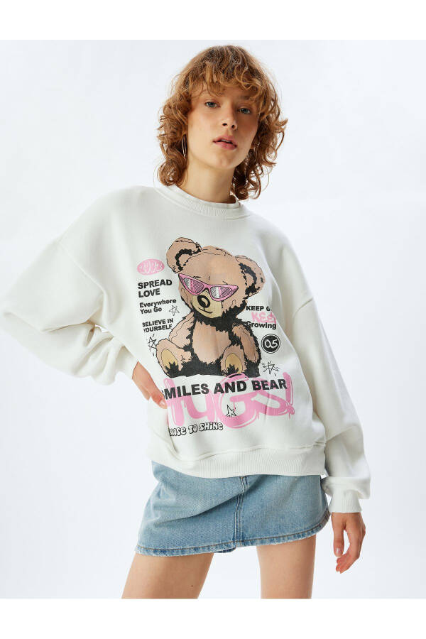 Oversize Bear Print Back Printed Crew Neck Fleece Sweatshirt - 7