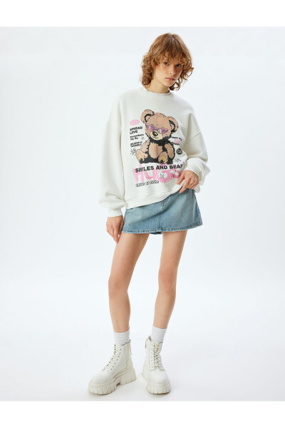 Oversize Bear Print Back Printed Crew Neck Fleece Sweatshirt - 8