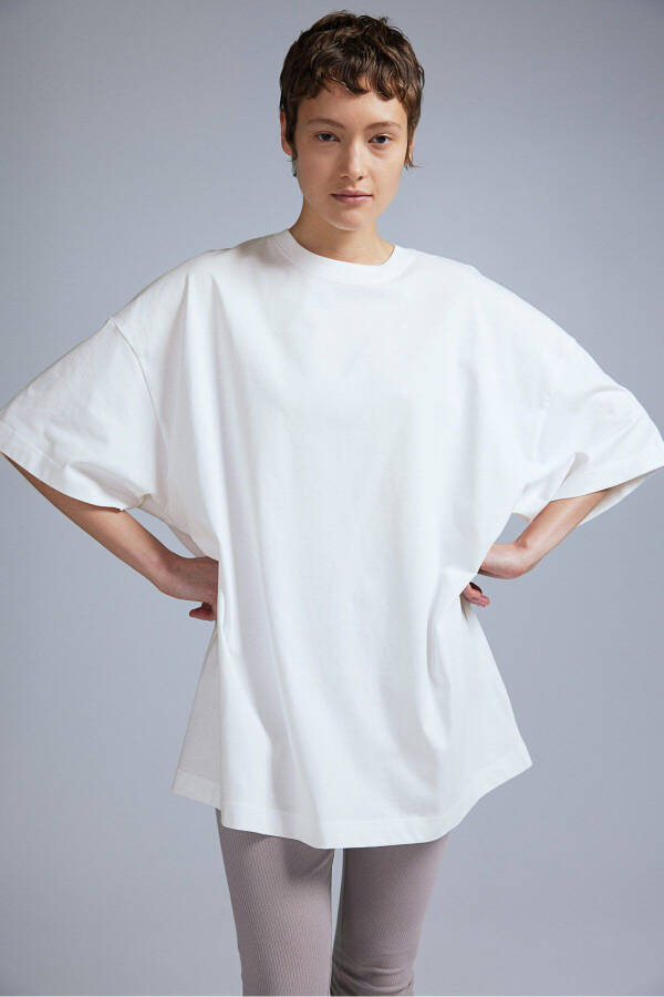 Oversize T-shirt - 2