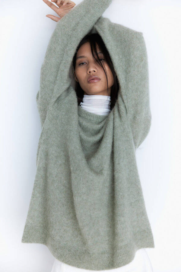 Oversized alpaca blend sweater - 2