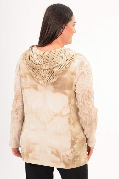 Oversized batik print hooded beige blouse. - 5