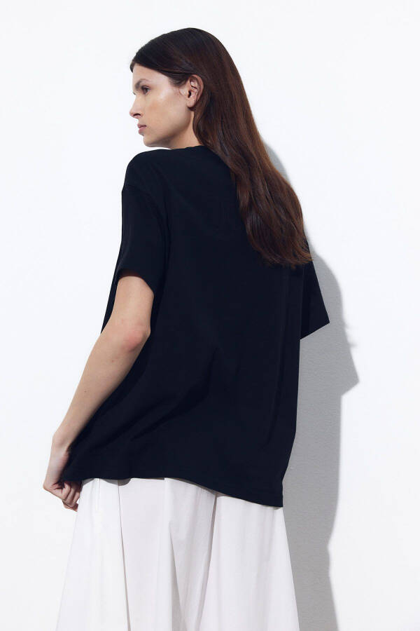 Oversized T-shirt - 5