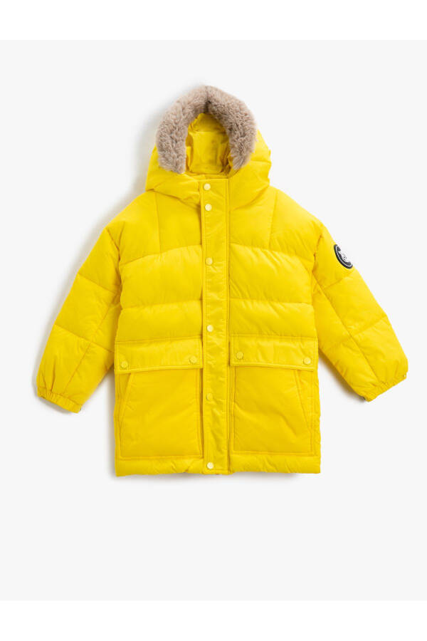 Padded hooded puffer jacket with faux fur detail pockets. - 10