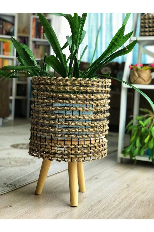 Pedestal Wicker Planter - 9