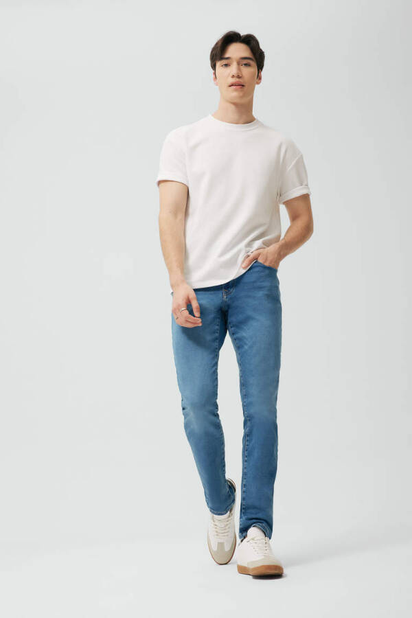 Pedro Slim Fit Dar Kalıp Normal Bel Dar Paça Jean Pantolon Mint Mavi - 9