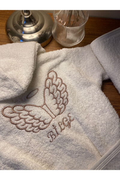 Personalized Name Embroidery Angel Wing Pattern Baby Towel Robe Set 0-3 Years - 1