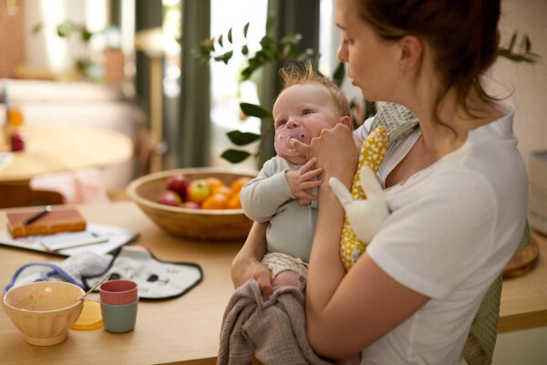 Philips Avent Soothie Ortodontik Saklama Kutulu 2li Emzik 0-6 Ay - Kız - 8