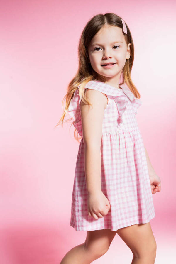 Pink Sleeveless Linen Look Dress with Baby Girl Design - 4