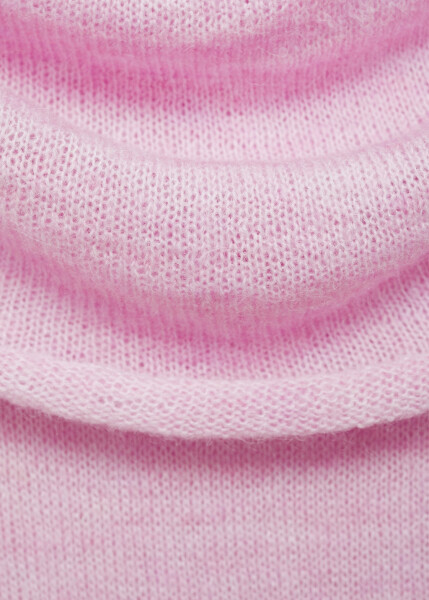 Pink sweater with ruffle details - 13