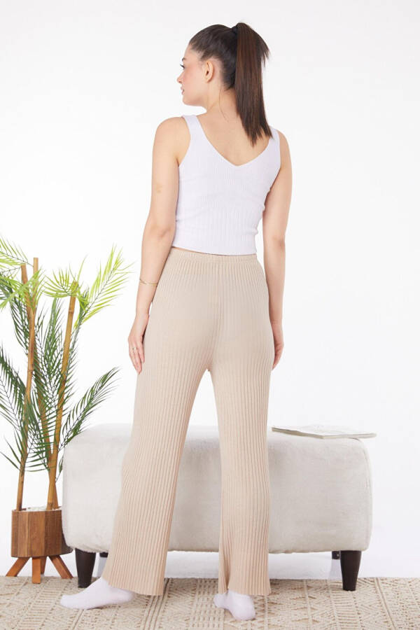 Plain Mid-Rise Women's Beige Sweatpants - 5